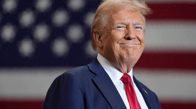 美国对华政策一夜大变?特朗普还没启程访华,赫格塞斯对中国态度突然软化:无意改变台海现状!