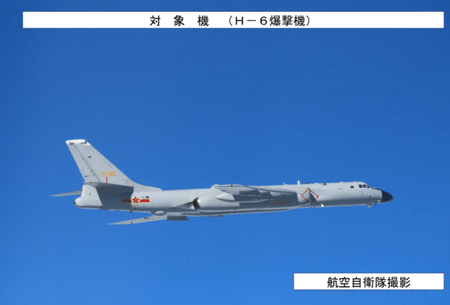 轰6疑遭自卫队F35跟踪！中国应对等回应，该用歼20逼近日本领空？