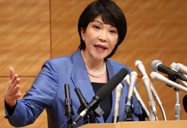 果然本性难改:12架F2挂48枚导弹升空,日本演练“偷袭”辽宁舰?