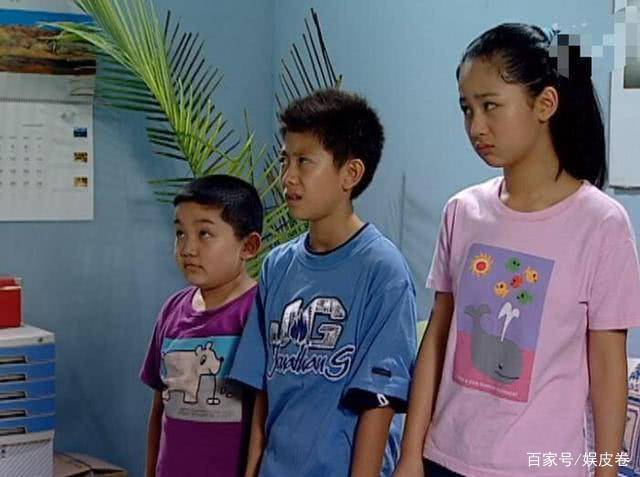 《家有儿女》中的穿帮镜头,连三岁小孩都骗不过,导演你太离谱了