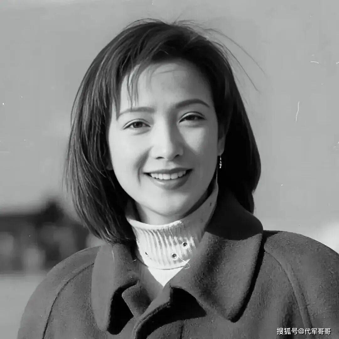 61岁著名演员何晴去世,曾与许亚军育有一子,死因曝光让人惋惜