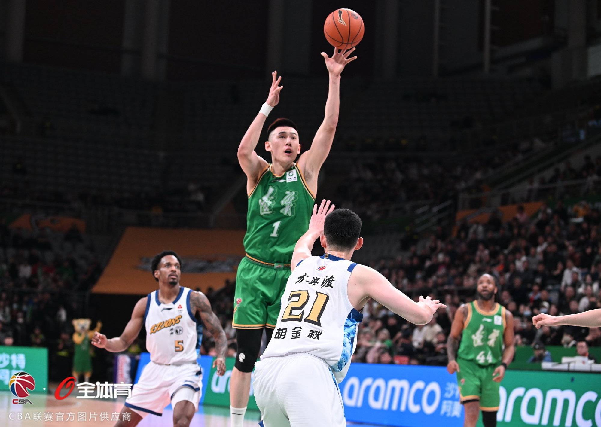 CBA盘口与数据深度__今日CBA盘口分析·大小分策略·球队档案最新积分榜力克卫冕冠军辽宁回归争冠行列穗鲁战延期！