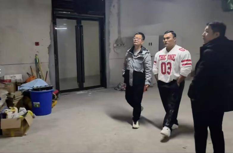 健美冠军王昆去世,年仅30岁,好友透露原因,每天都坚持锻炼