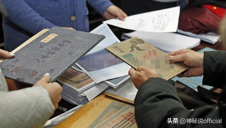 浙江80岁老汉银行流水上千万，却只住着茅草屋，身份曝光惊动警察