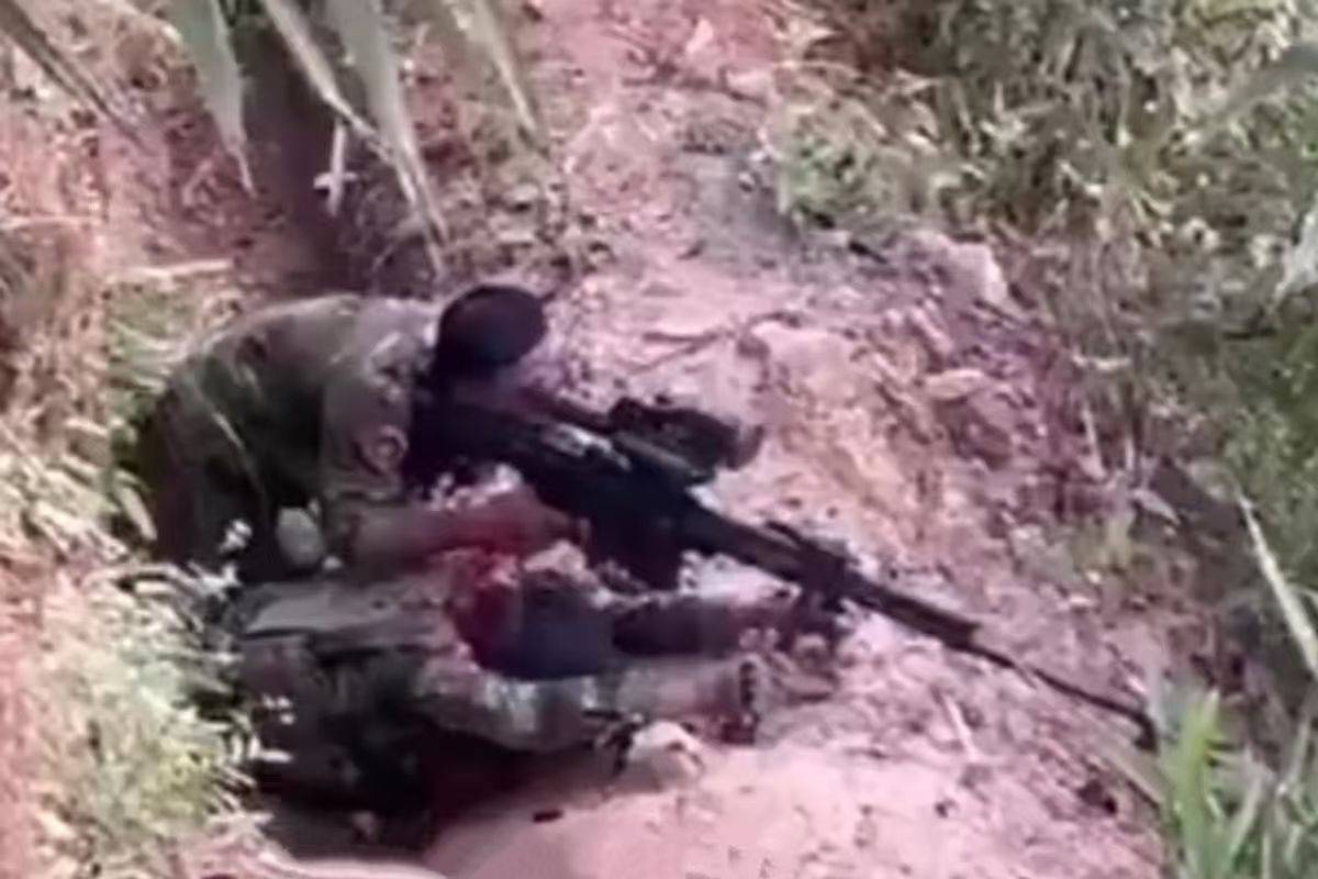 国产10式大狙现身泰柬战场，性能硬核到不像话，管粗堪比步兵炮