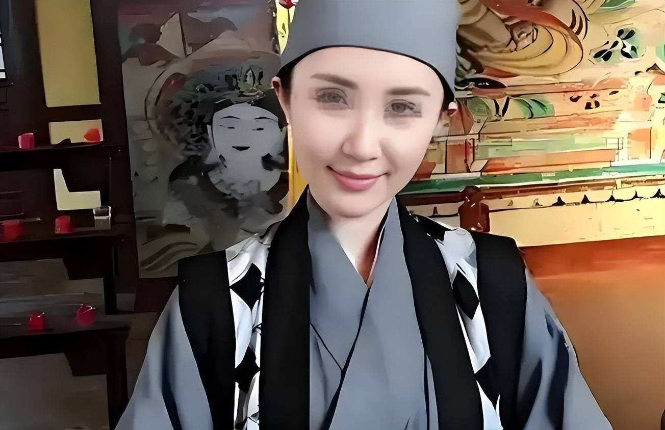 安徽美女道士胡千慧被捕：精通胡媚术，九名男徒弟揭露其罪行