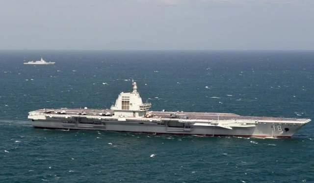 004核航母实锤？12万吨体量碾压美福特级，美军4支航母群不够打