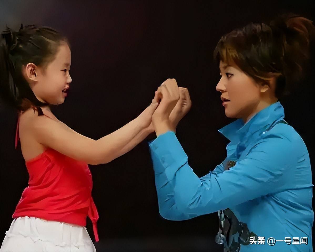 一手好牌打稀烂！央视"学历最低"主持人方琼，如今沦落到这般田地