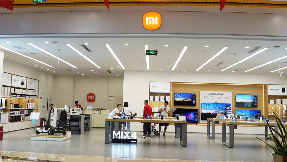 原创             小米高管晒17Ultra真机！卢伟冰答疑解惑，这次涨价有点多