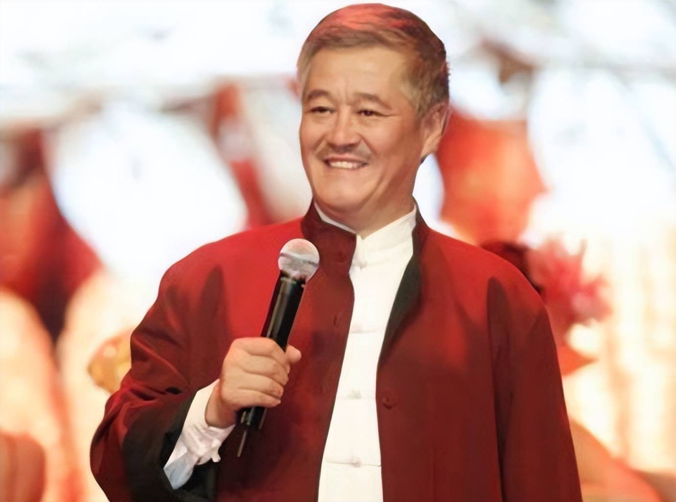 不再隐瞒！赵本山坦言离开春晚的真相，李咏老婆才是罪魁祸首