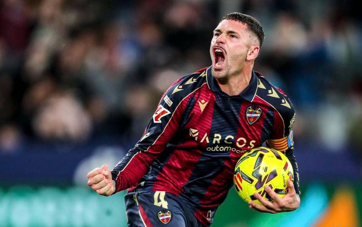 西甲第17轮积分最新战报：皇马紧追巴萨莱万特补时绝平惊心动魄西班牙足球甲级联赛