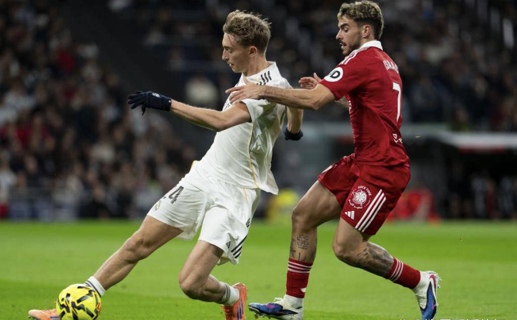 西甲联赛免费高清直播＋实时赛程积分榜＋竞彩预测全覆盖（2025赛季）豪门激战回顾：利物浦险胜热刺阿森纳小胜埃弗顿皇马轻取塞维利亚