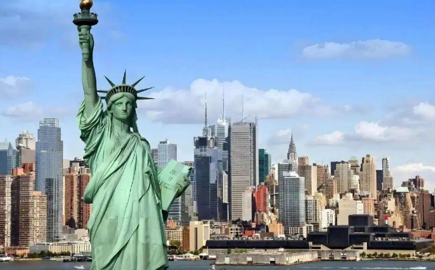 特朗普已签字，中方抛售美债，白宫输得精光！马斯克：美基本没救