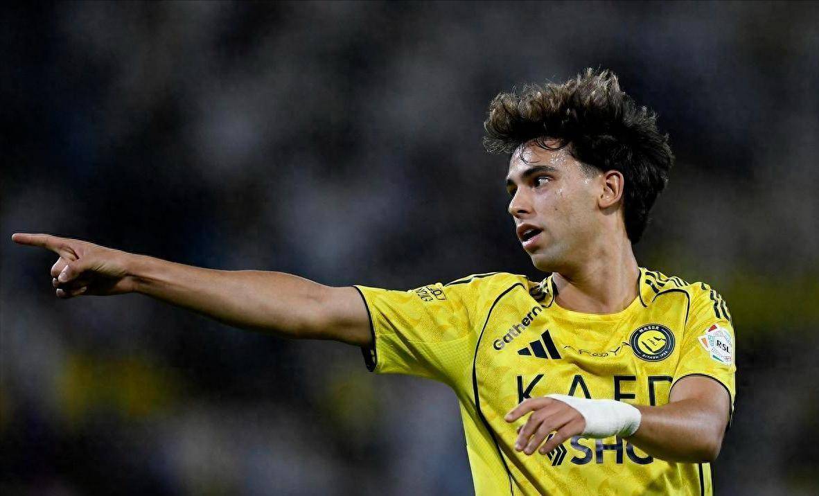 米兰体育- 米兰体育官方网站 世界杯官方指定投注平台从切尔西弃将到力压C罗！26岁菲利克斯沙特19场造22球切尔西后悔了吗