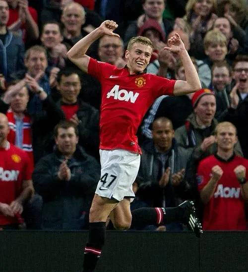 英格兰足球超级联赛神童式崛起懒散葬送未来：曼联球员詹姆斯·威尔逊的坎坷之路