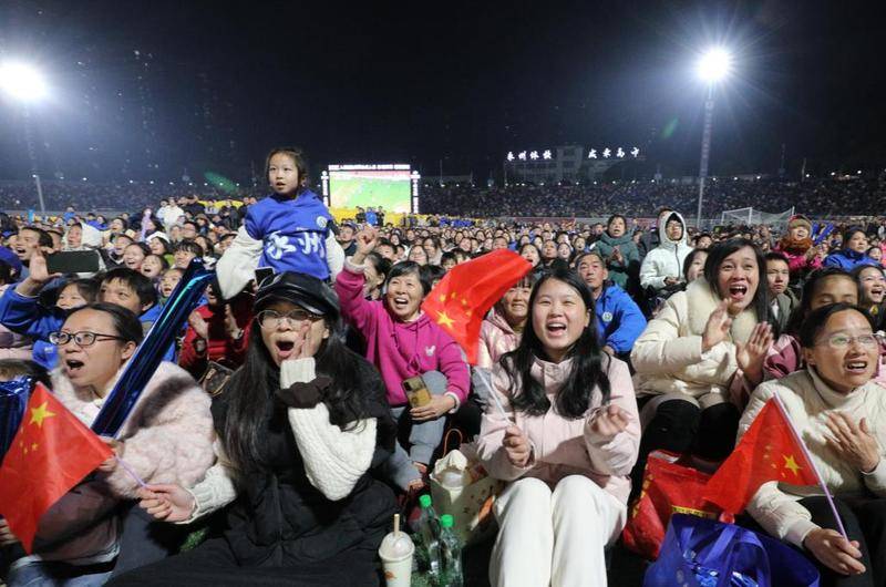 1-0胜常德队！“永冲锋”永州队获2025“湘超”冠军