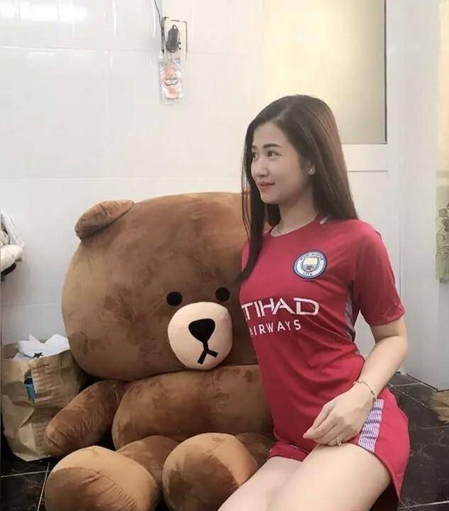 英超要变天了！维拉11连胜杀疯了阿森纳英格兰足球超级联赛曼城都慌了！