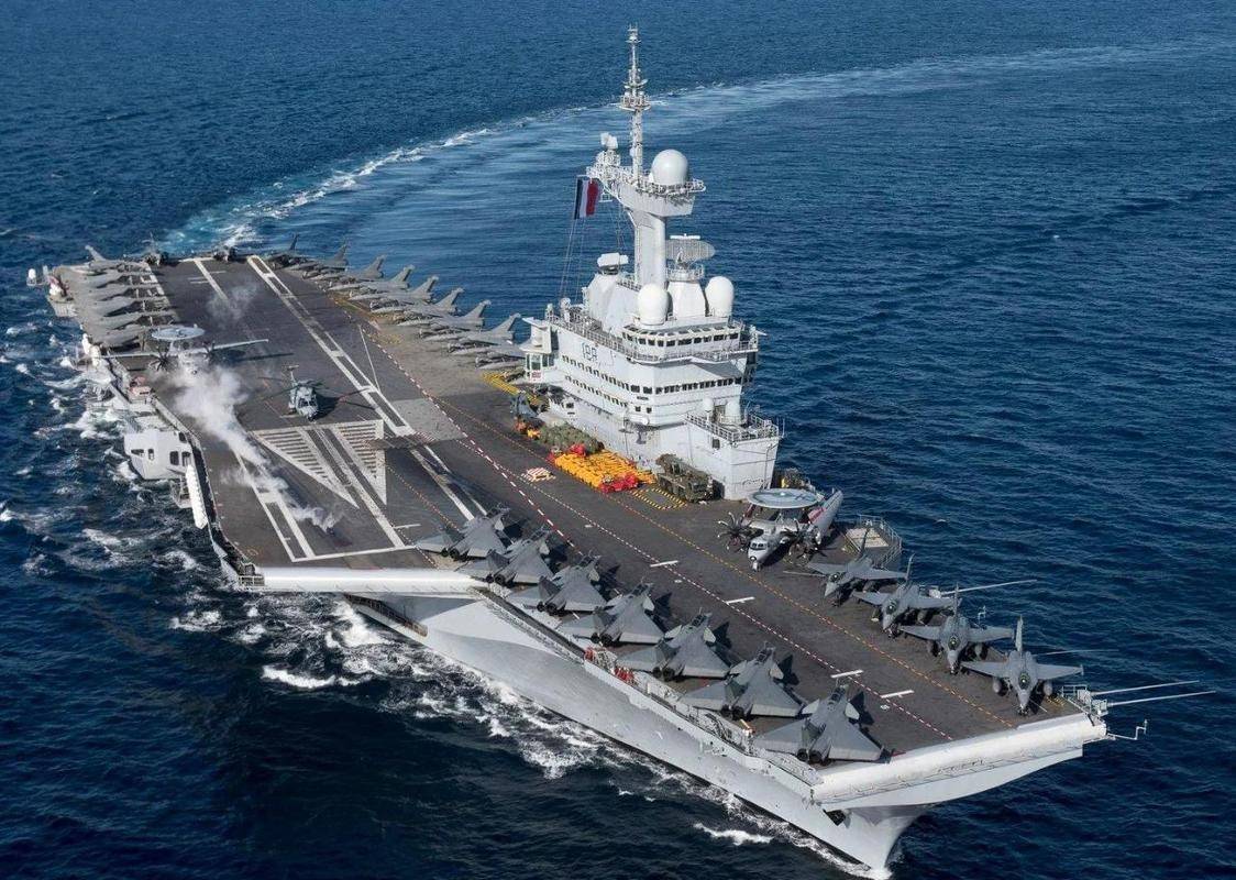法国造新航母，耗资百亿对标福建舰，但有一问题，电弹找谁买？