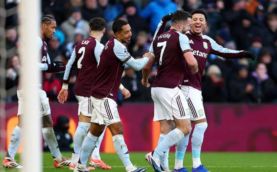 英超劲旅维拉主场狂飙 11英格兰足球超级联赛 连胜54岁埃梅里再创辉煌暂居积分榜次席