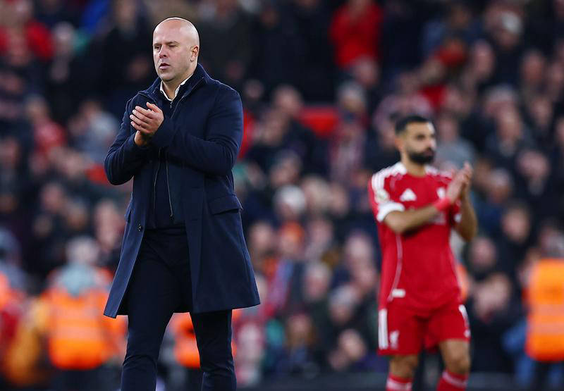 卡拉格谈未来英超冠军归属与瓜迪奥拉去留拜仁欧冠夺冠前景展望英格兰足球超级联赛