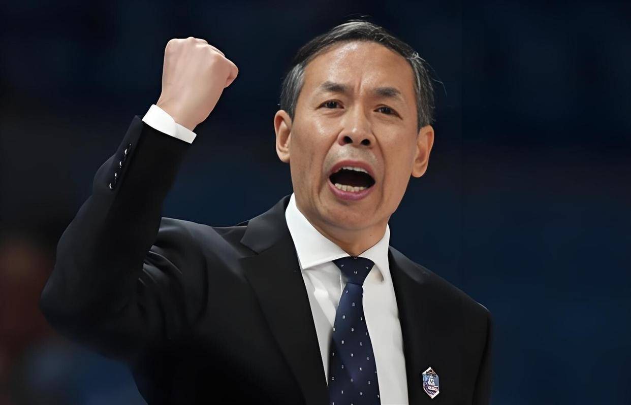 许利民赛前采访信心满满结果却被现实狠狠打CBA盘口与数据深度__今日CBA盘口分析·大小分策略·球队档案脸！曾凡博仅得4分北京队到底输在哪？不仅仅是手感