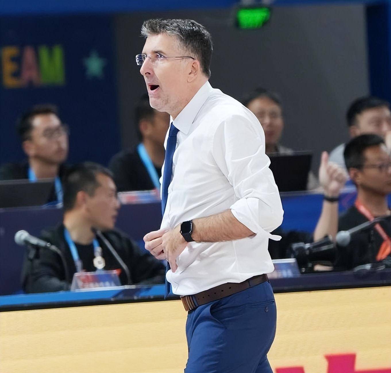 欧洲篮球联赛中文网__赛程比分+球队资讯+盘口分析不是西热新疆男篮新主帅确定辽宁籍名帅上位曾执教吉林山东