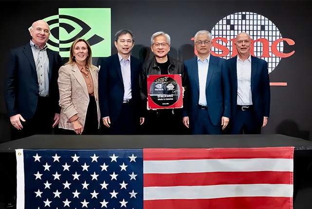 原创             特朗普急了，台积电也慌了，美国工厂芯片成本，是中国的241%