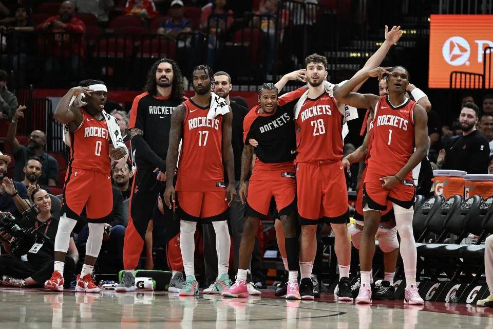 火箭一签一裁！刮彩票淘宝28+7后卫3大理由让PG电子官方网站- PG电子试玩- APP下载斯通有资格按兵不动