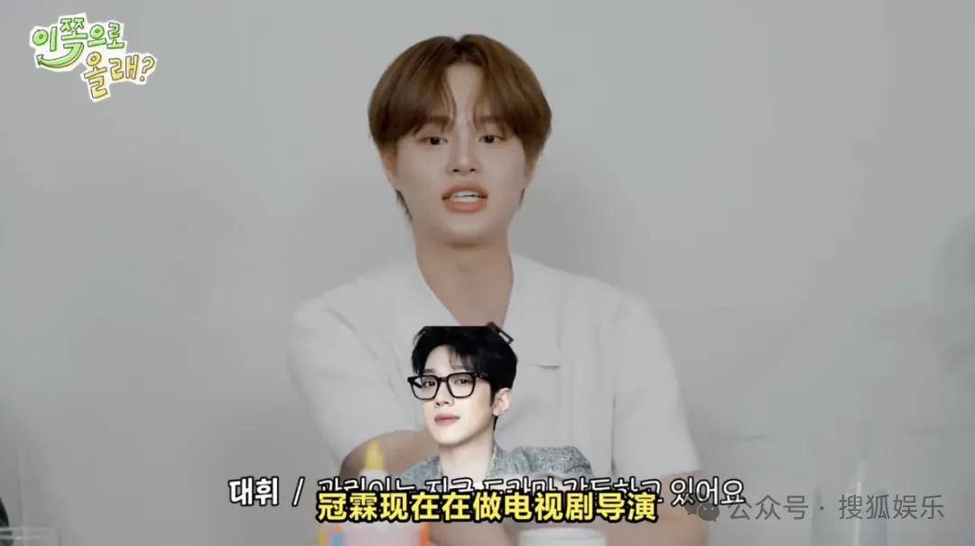 都退居幕后了还要被审判近照状态？他的转型真的还蛮彻底的......