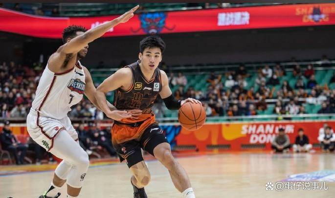 山东4人被罚仍赢球！辽篮终醒终结4连败。CBA季后赛卡CBA盘口与数据深度__今日盘口分析·大小分策略·球队档案位战太刺激山东绝境铁血翻盘豪取三连胜辽篮止颓回升积分榜争夺更白热化