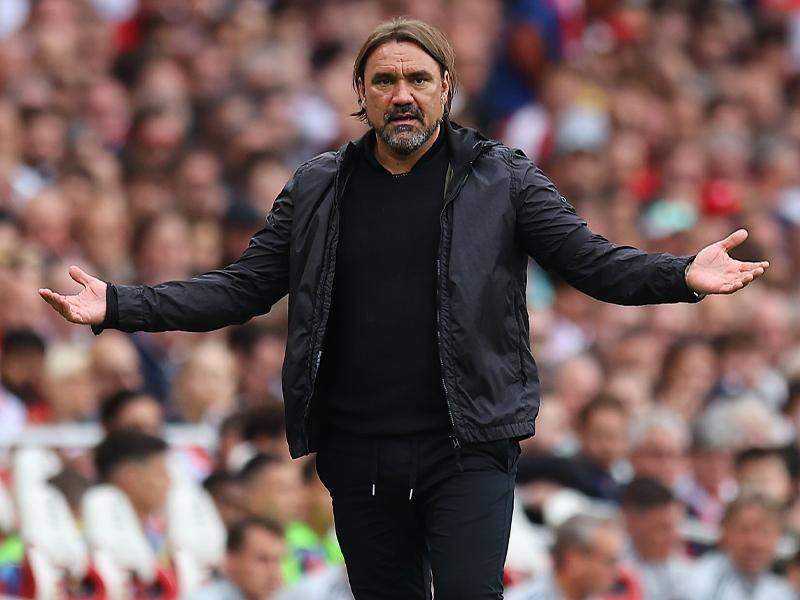 “英超新黑马！四遇豪门保持不败英甲末代冠英