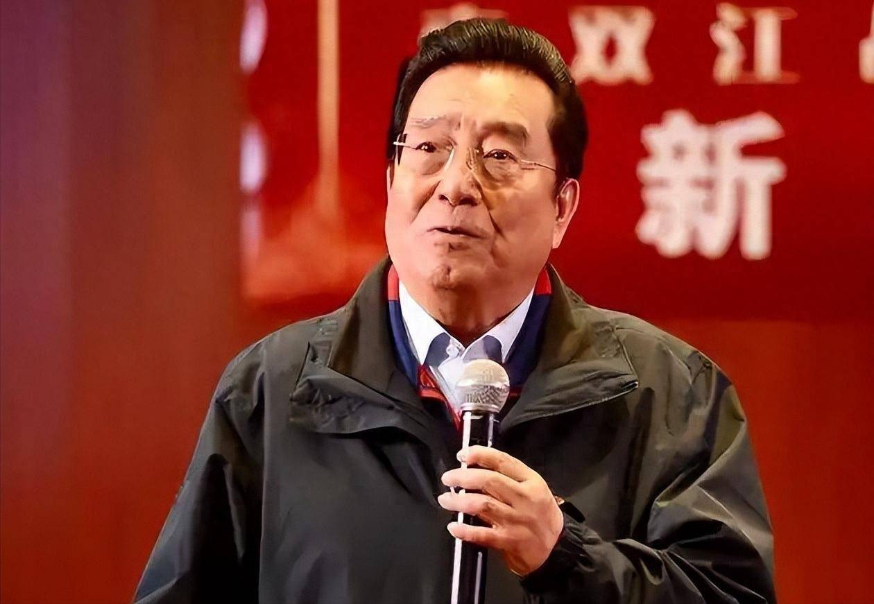 86岁李双江近况传出!真的不敢相信,他如今活成了这样!