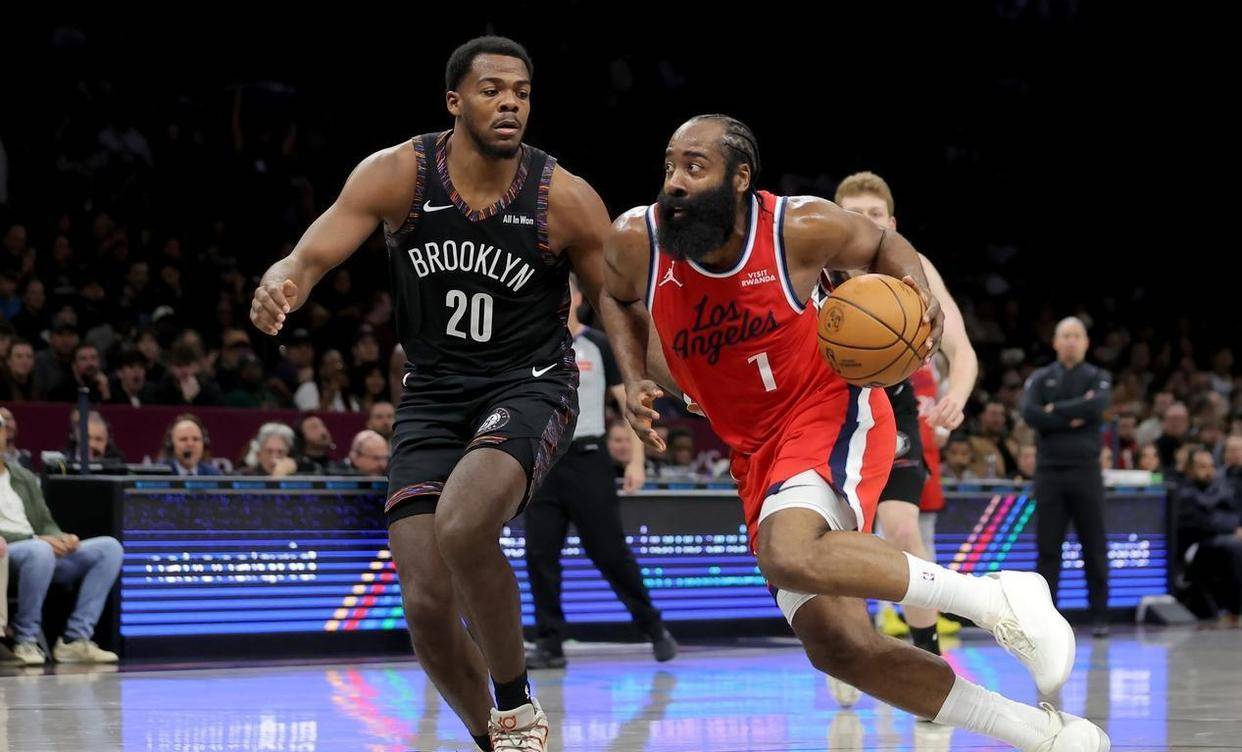 哈登31分梦回巅峰快船16CBA盘口与数据深度__今日CBA盘口分析·大小分策略·球队档案分大胜篮网祖巴茨-11正负值全场最低