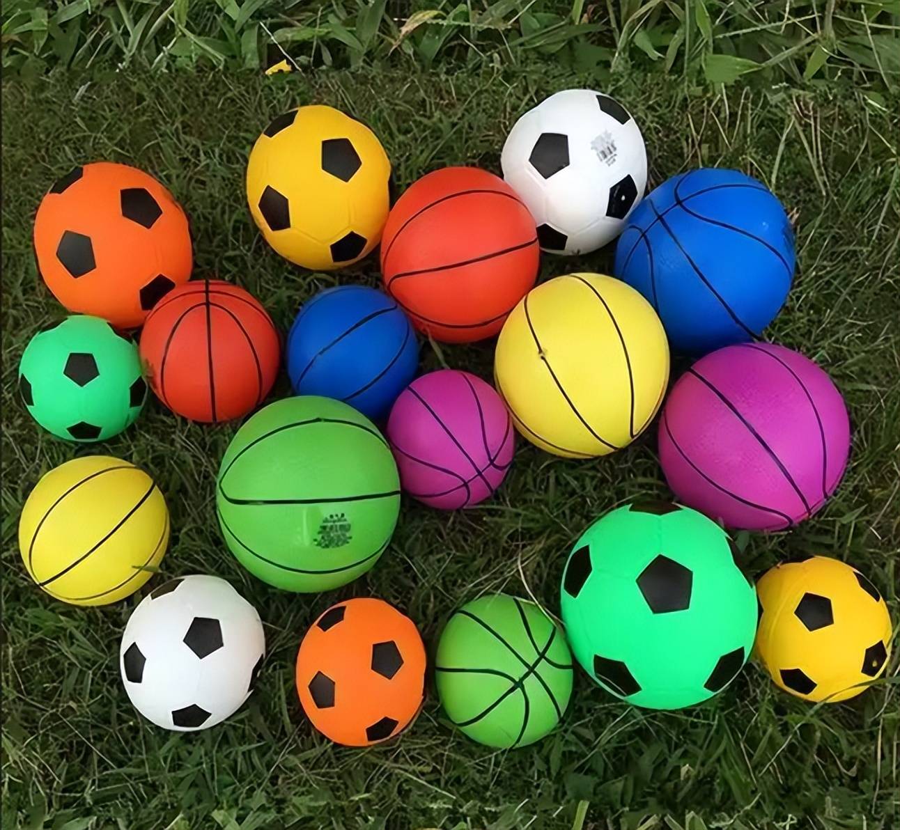 英超联赛免费高清直播+实时赛程+积分预测（2025赛季全覆盖）足球大小盘怎么看（大小指数）？