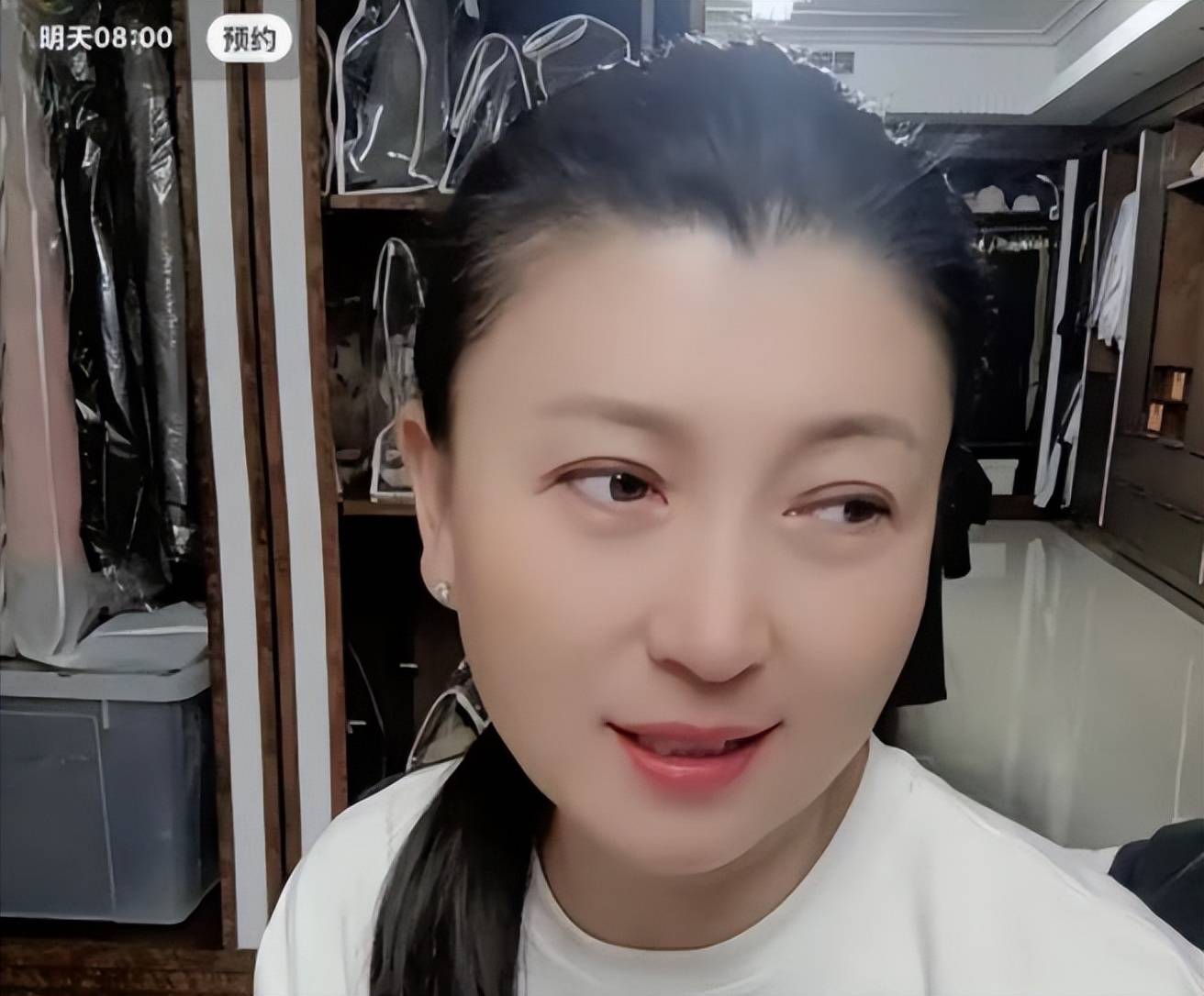 凉了！闫学晶又被曝身份造假 ，李雪健不再沉默