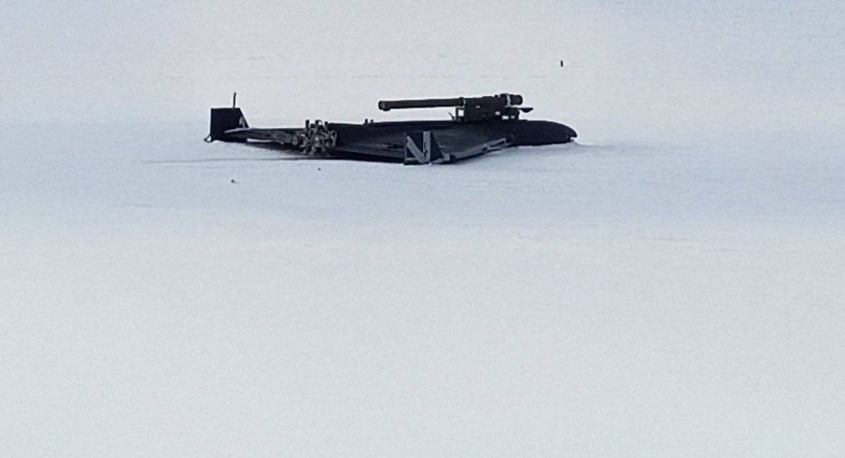 俄军喷气自杀机也挂格斗弹，乌军看到残骸后，才发觉不简单