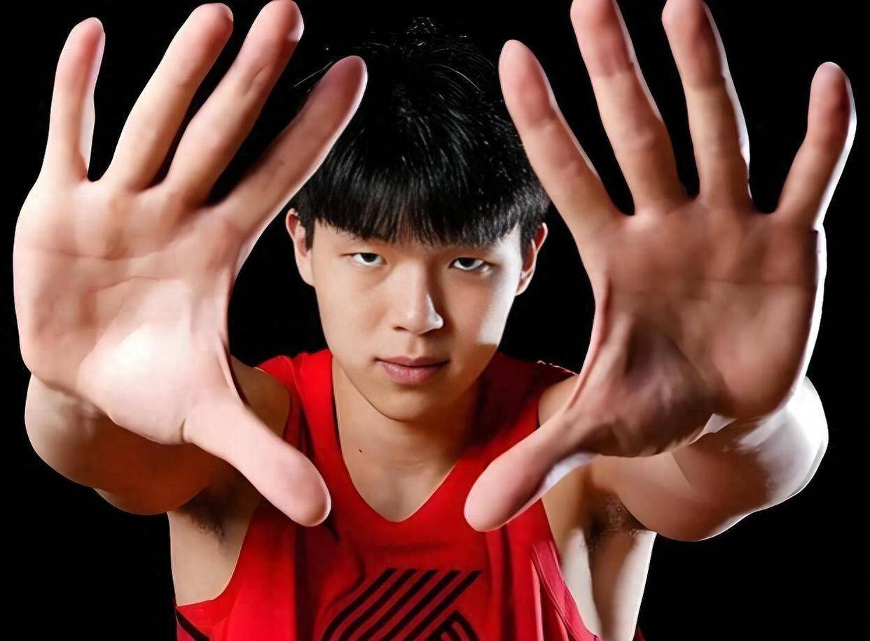 被下放后U23亚洲杯_U23亚洲杯直播_赛事直播LIVE连创纪录！杨瀚森用篮板向开拓者发出沉默抗议