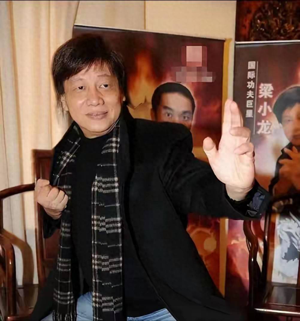 陈光标真敢说!他曝梁小龙是被身边人累垮的,早就劝过可惜没听劝,人走了账号还在卖货