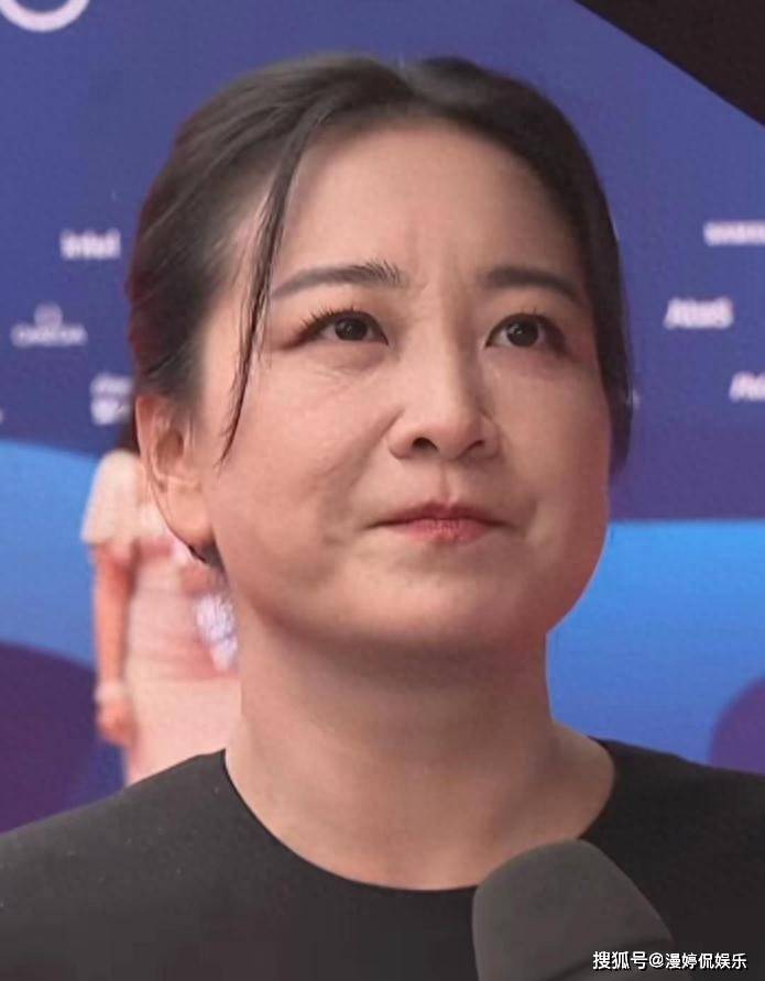 王晶没撒谎！退出春晚、和沈腾决裂，性格大变的贾玲 印证他说的话