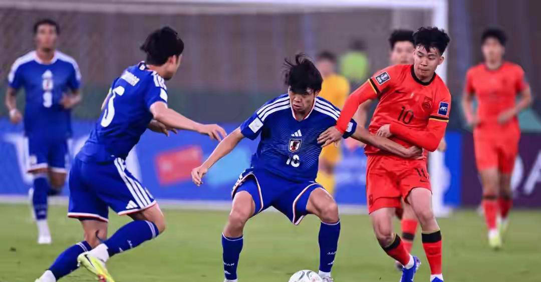 U23亚洲杯_U23亚洲杯直播_赛事直播LIVE国足虽败犹荣 0-4负日本夺亚军 创历史最佳战绩