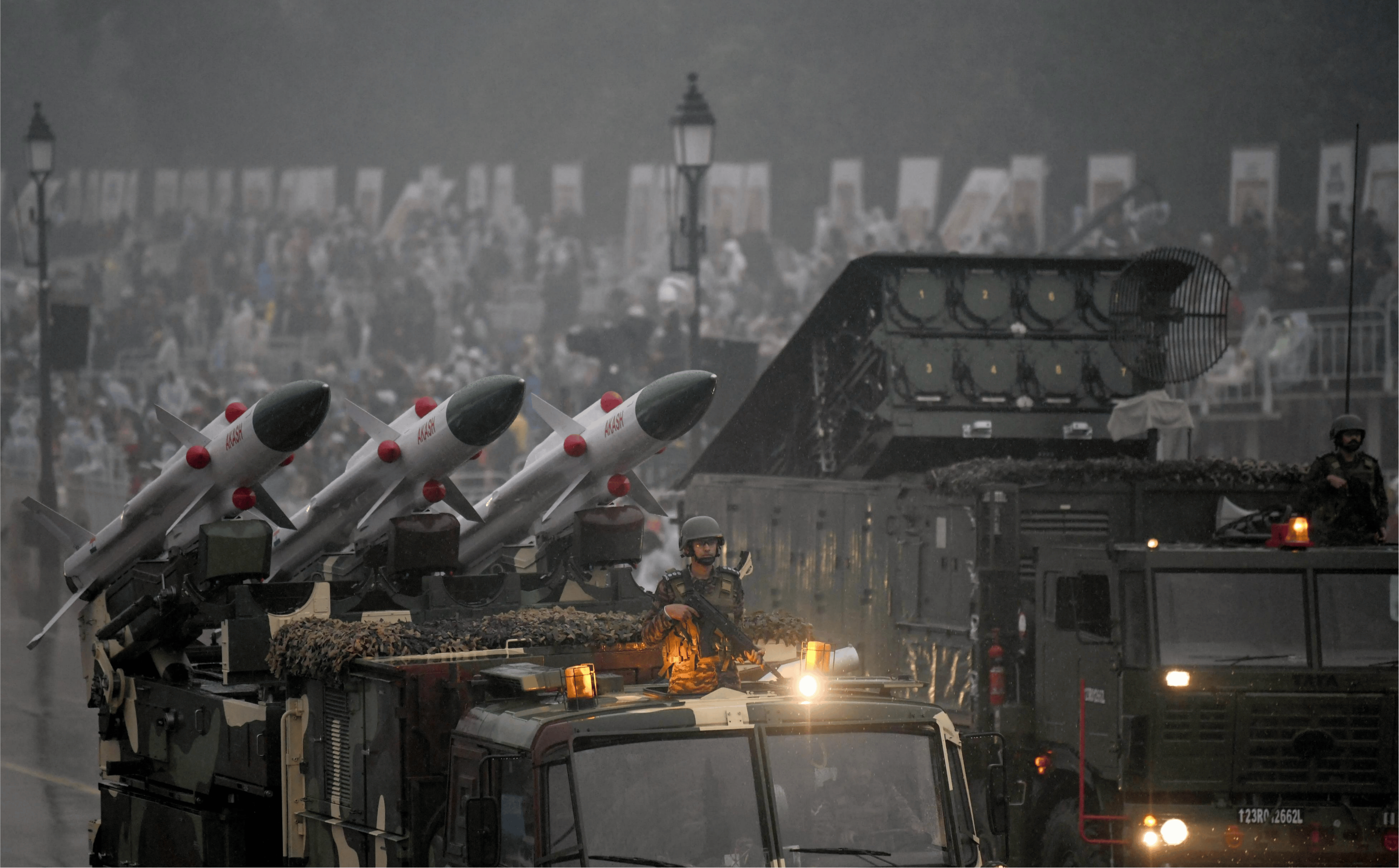 不给美国当小弟？今年印度大阅兵，美械几乎看不见了，莫迪这棋高明