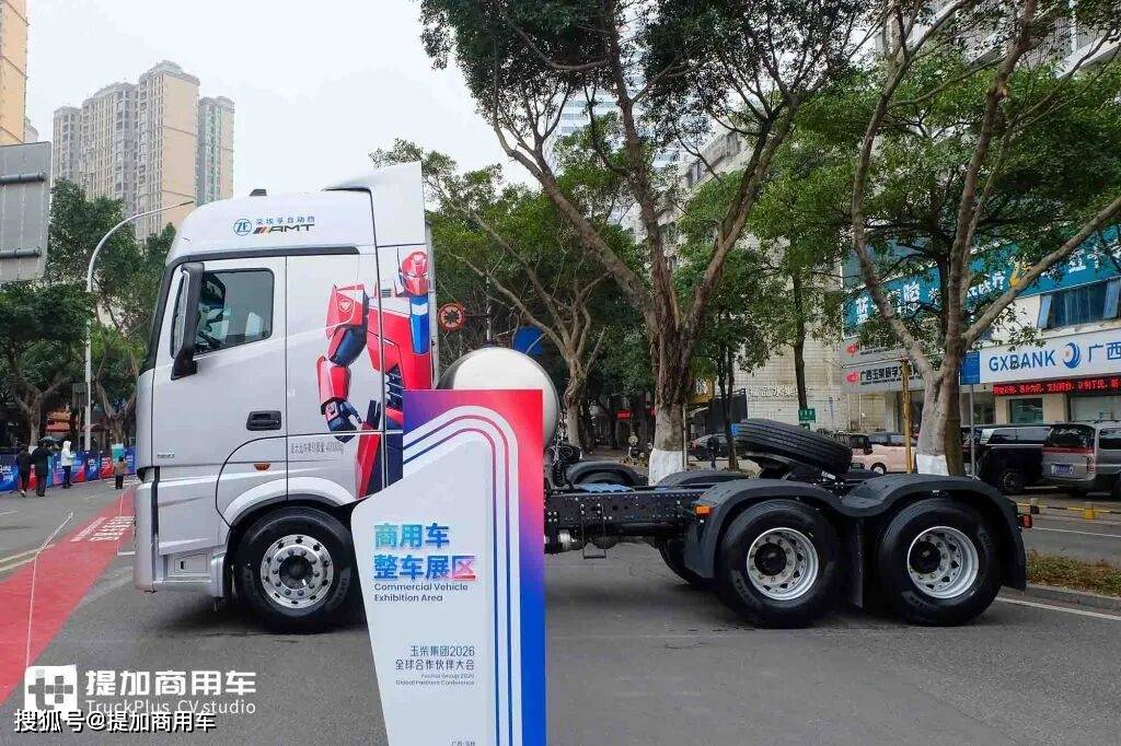 柴油动力扎实飞轮增程动力更抢眼！带你看玉柴2026合作伙伴大