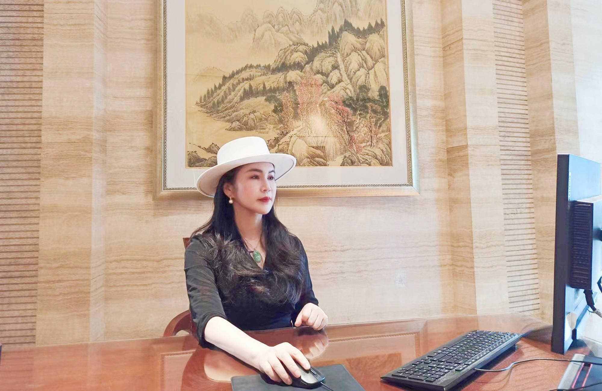 颠覆传统医美：不手术不注射不埋线！宁波业界知名“一秒变脸女王