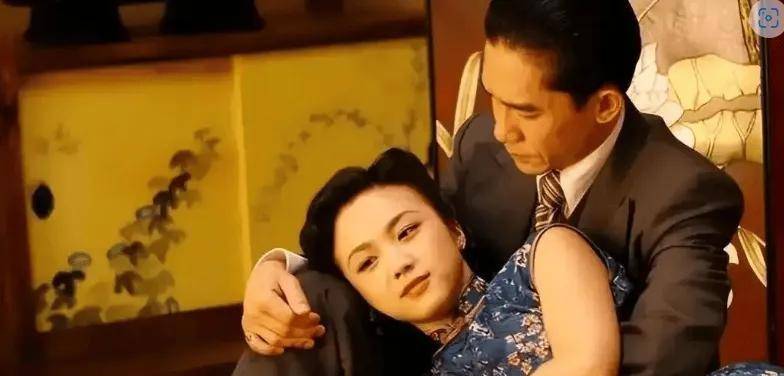 汤唯在《色戒》中的牺牲,远不止那几个镜头,金星都为她鸣不平