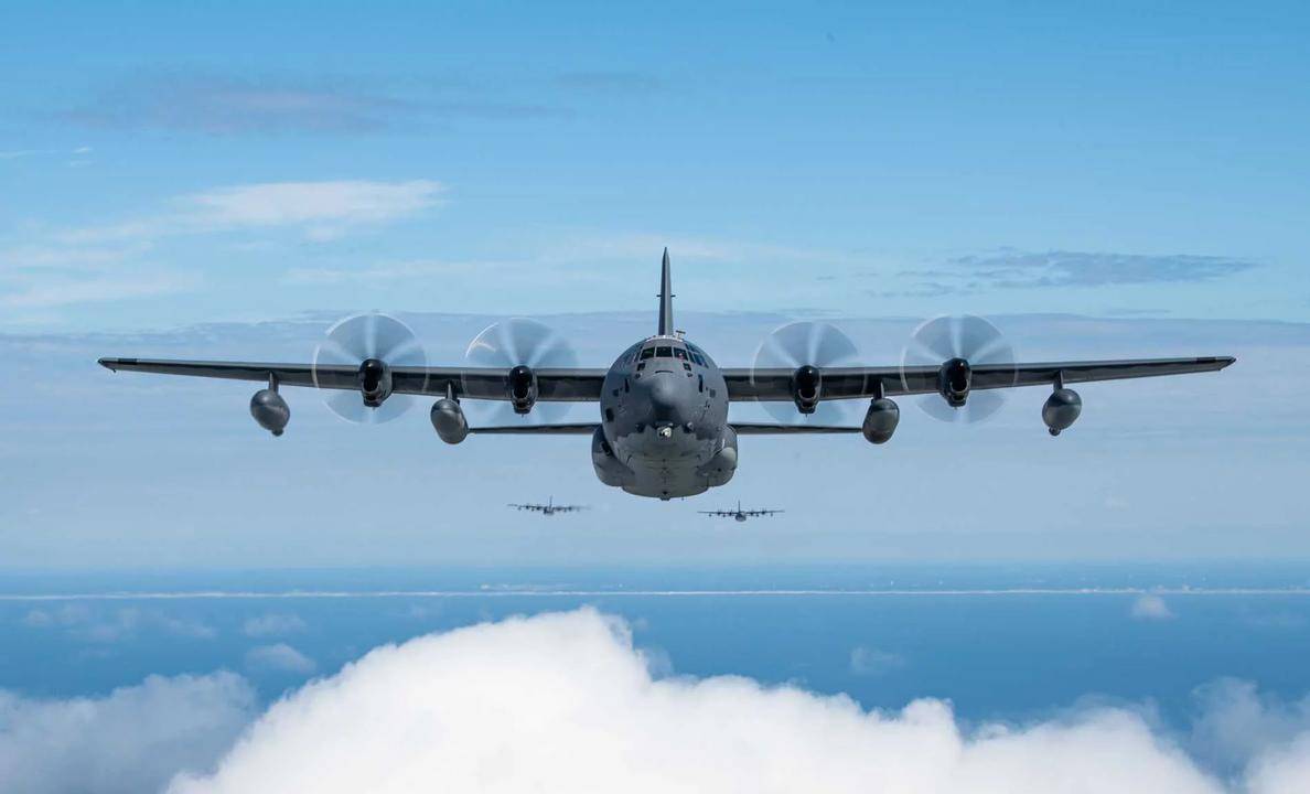 突发！美空军特种作战司令部让MC-130J特种飞机降落阿塞拜疆要从北部突袭德黑兰