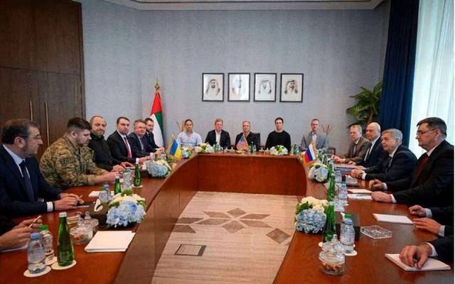 绍伊古临走前，对王毅脱口而出的四个字，让高市忐忑不已