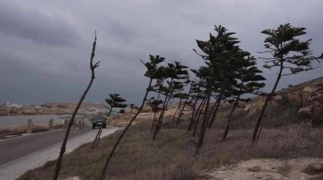 央视实拍对台一线：解放军随时发射导弹，只为早一天看到祖国统一