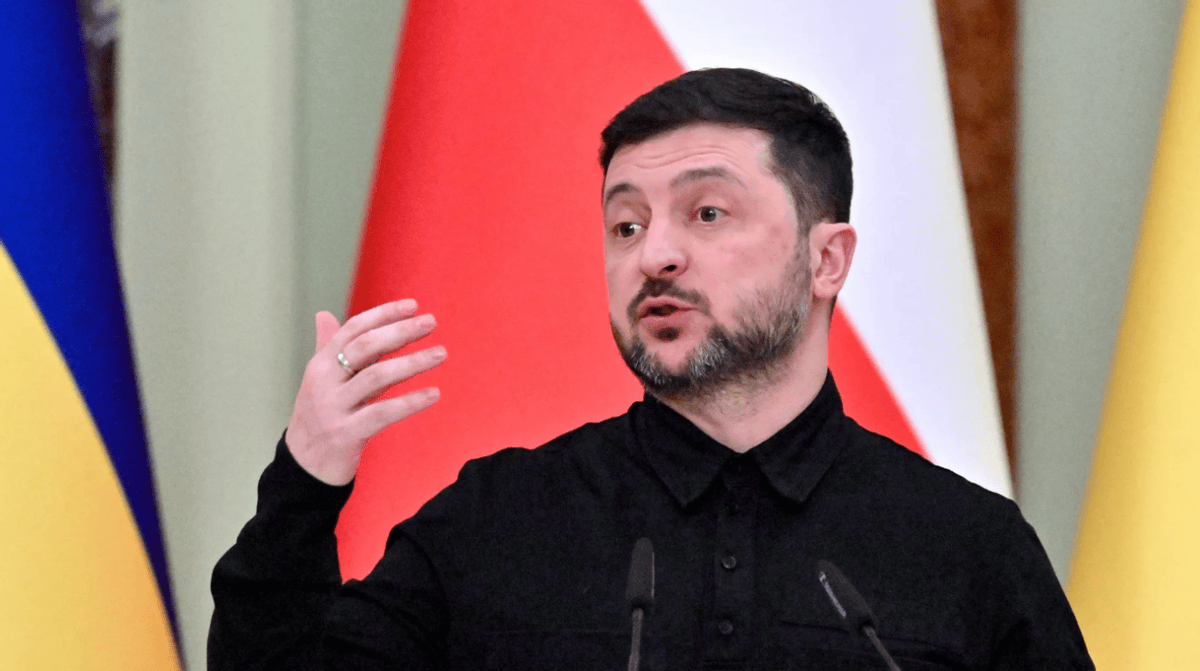 阿拉斯加会谈未落实，拉夫罗夫批美方反复，俄乌和平遥不可及