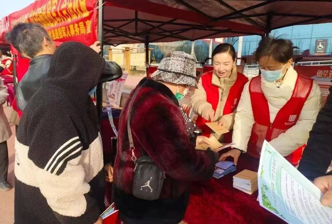 速看（春节期间营业厅服务）中国联通春节营销活动，菏泽联通全力强化春节期间客户服务工作，