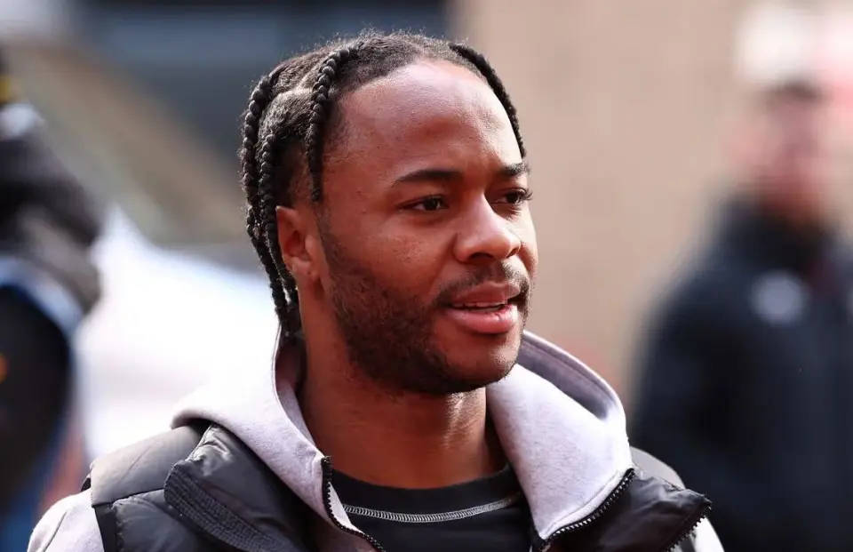 英超联赛免费高清直播+实时赛程+积分预测（2025赛季全覆盖）祝福斯特林！昔日英格兰巨星正式加盟荷甲豪门费耶诺德期待迎来新生